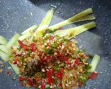 Gambar langkah 3 resipi Telur Puyuh Tumis Halia (Eat Clean).