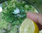 A picture of step 3 of Green Salsa.
