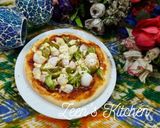 A picture of step 5 of Cream Cheese and Veg Pizza.