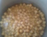 A picture of step 1 of Chole puri.