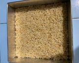 Foto langkah ke 4 dari resep Rice Krispies Treat / Cereal Bar.