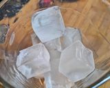 Foto del paso 3 de la receta Zumo de fresas con agua de hibisco