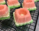 Foto langkah ke 7 dari resep BOLU KUKUS SEMANGKA 🍉.