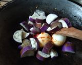 Foto langkah ke 4 dari resep Balado Terong Telur.