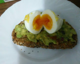 Foto del paso 5 de la receta: Tostas de guacamole