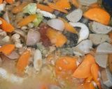 Foto langkah ke 2 dari resep Capcay Ayam Bakso.