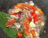 Foto langkah ke 3 dari resep Oseng Daun Pepaya Teri.