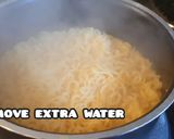 A picture of step 6 of Singaporian Rice.