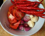 Foto langkah ke 3 dari resep Cumi asin balado.