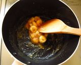 A picture of step 2 of Banana Caramel Cream Muffins.