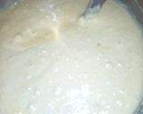 A picture of step 5 of THE lemon cake.