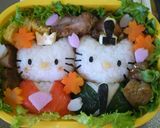 A picture of step 6 of Sakura & Doll's Festival Character Bento Hello Kitty.