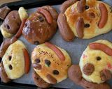 A picture of step 4 of Creative Face Bread.