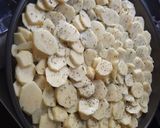 Foto del paso 2 de la receta: Pollo al horno con papas al horno