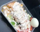 Hình bước làm 4 của món Salad ức gà áp chảo