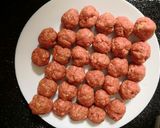 Une image de l'étape 4 de Boulettes de bœuf du Général Tao et nouilles sautées.