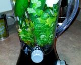 A picture of step 2 of Mike's Salsa De Cilantro.