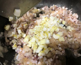 Foto del paso 3 de la receta: Calamares rellenos de rape y gambas