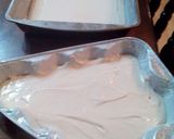 A picture of step 3 of Sunshines Christmas Yellow Cake and Butter Cream.