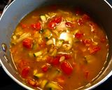 Foto del paso 2 de la receta: Salsa rápida de zapallitos italianos y tomate