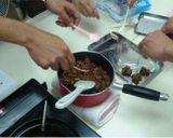 A picture of step 8 of Soft and Chewy Florentine-Style Chocolate Crunch.