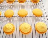 A picture of step 30 of Lemon Macarons with Italian Meringue.