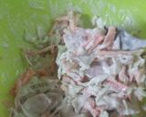 Foto langkah ke 3 dari resep Bakwan sosis ayam.