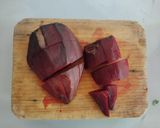 Foto del paso 4 de la receta: Pechuga de pollo sobre una cama de puré de betabel 🍠