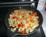 A picture of step 6 of Tomato Stew with Pork Filet and Beans.
