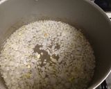 Foto del paso 2 de la receta: Risotto de hongos de pino