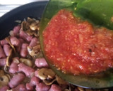 Foto del paso 4 de la receta: Saltenada de salchichas frescas con bacon y champiñón