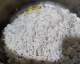 A picture of step 2 of Sweetcorn pulao.
