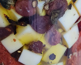 Foto del paso 5 de la receta: Quesitos saborizados con hierbas, especias, tomates secos y uvas pasa en AOVE