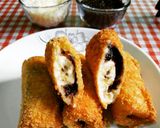 Foto langkah ke 6 dari resep Roti Tawar Isi Pisang Cokelat Keju.
