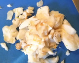 Foto del paso 3 de la receta: Piquillos rellenos de Bacalao y Gambas con crema de bogavante