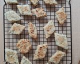 Foto del paso 4 de la receta: Bizcochitos de fugazza 🧅🧅 bocaditos de cebolla y orégano 😋