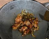Foto langkah ke 4 dari resep Ayam Kecap Mentega.