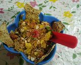 A picture of step 3 of Papad Chat.