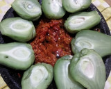Foto langkah ke 7 dari resep Labu Siam Kukus sambel Bawang.