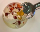 Foto del paso 3 de la receta: Bizcocho de fresas 🍓 y limón 🍋!!