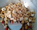 Foto langkah ke 2 dari resep Tumis tempe tahu.