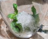 Foto langkah ke 1 dari resep Virgin mojito.