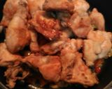 Foto del paso 5 de la receta: Pollo en salsa con huevo