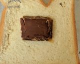 A picture of step 1 of Deep fried bread chocolate.