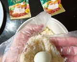 Foto langkah ke 2 dari resep Bola - Bola Nasi Uduk.