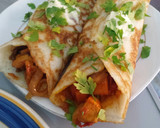 A picture of step 12 of Sinasir wrap with zest flavour.