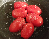 Foto del paso 5 de la receta: Salmón frito y salteado de alcachofas con frutos secos y anís