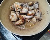 Foto langkah ke 3 dari resep Ayam Kecap Saus Tiram.