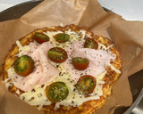 Foto del paso 3 de la receta: Mini pizza con base de coliflor en sartén