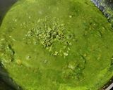 A picture of step 6 of Lehsooni palak.
